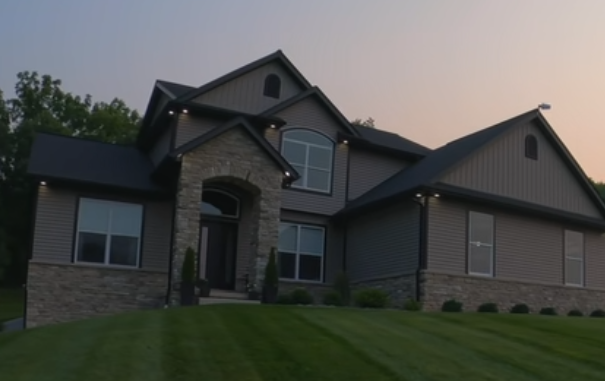 Image of a modern-looking Beachy Amish home (outdoors)